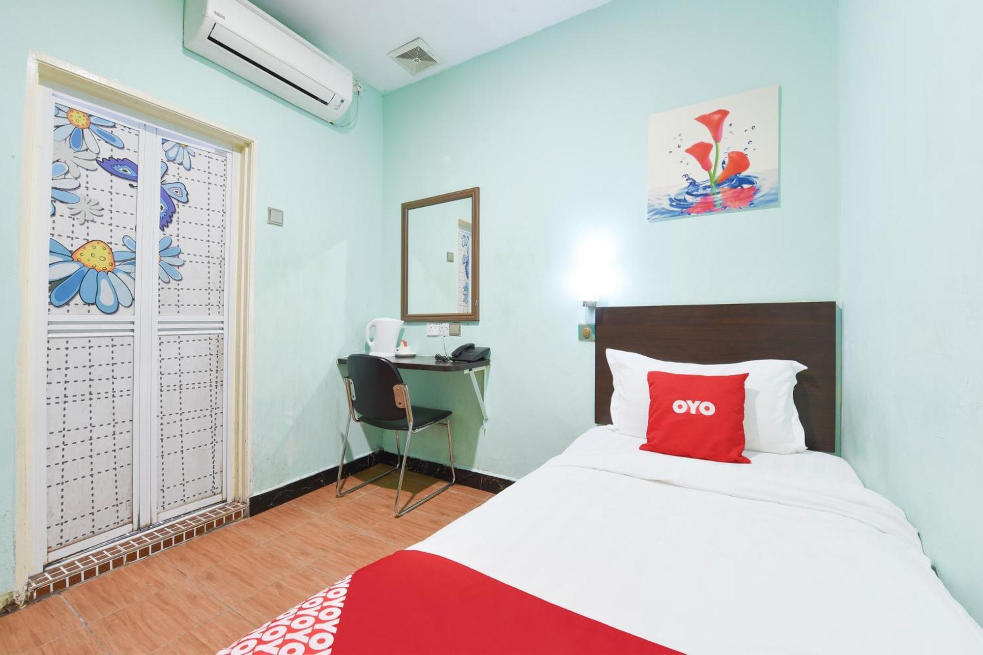 Hotel O G Home Hotel, Kota Bharu, Kelantan. Exteriör bild